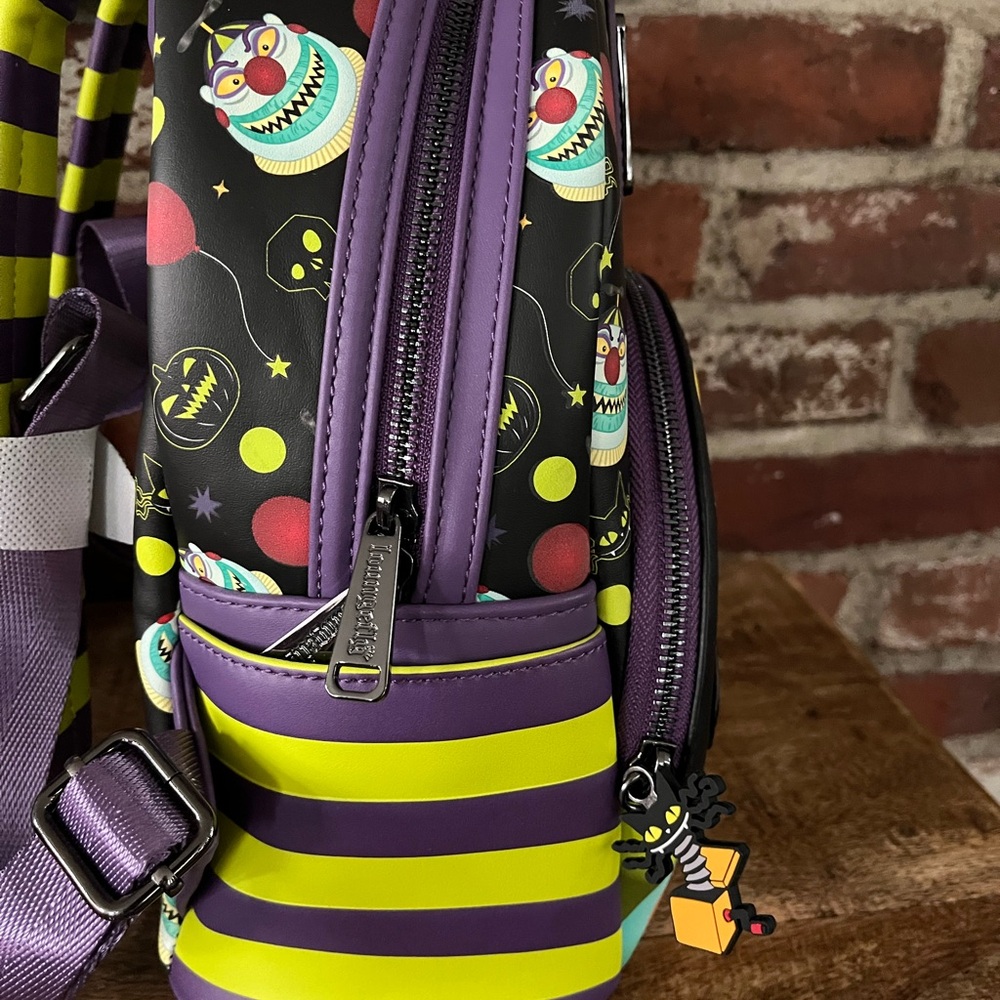 Lounge fly mini backpack nightmare before Christmas clown w/the tear away face - Picture 13 of 14